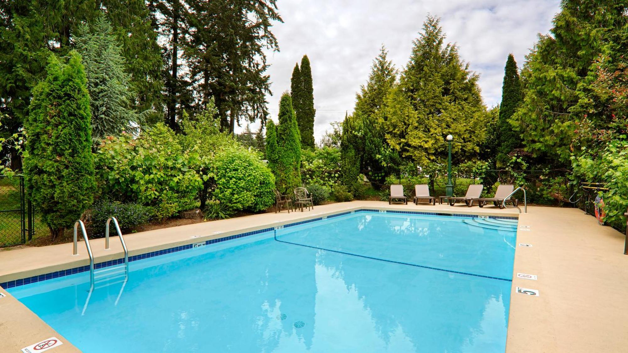 Best Western Cowichan Valley Inn Дункан Экстерьер фото