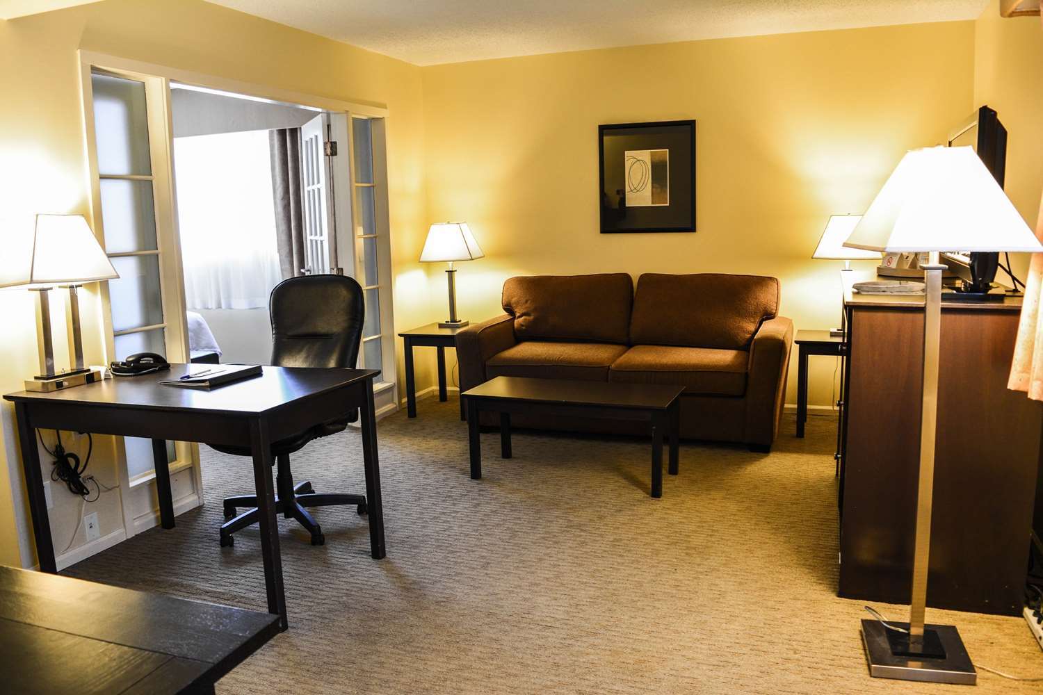 Best Western Cowichan Valley Inn Дункан Экстерьер фото