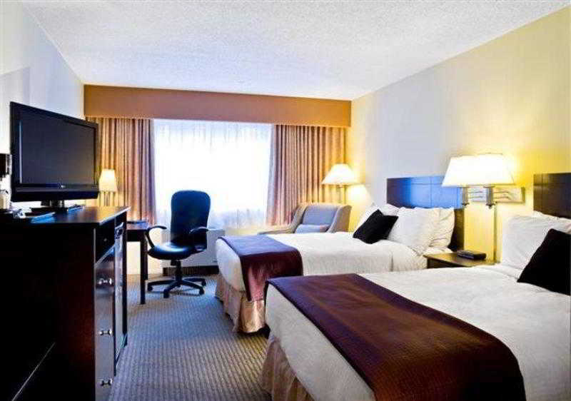 Best Western Cowichan Valley Inn Дункан Номер фото